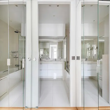 Exceptional Flat 3 Bdr 6p- Victor Hugo Apartman