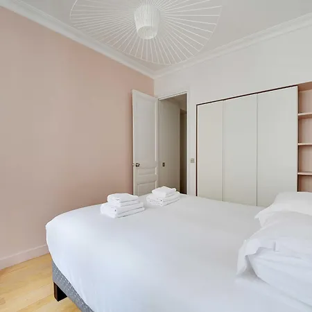 Exceptional Flat 3 Bdr 6p- Victor Hugo *