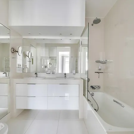 Exceptional Flat 3 Bdr 6p- Victor Hugo